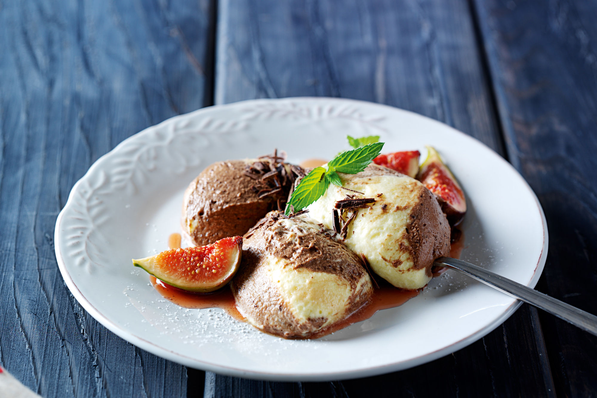Talerz pierogów Nova Pierogova — ręczne pierogi na pokładzie